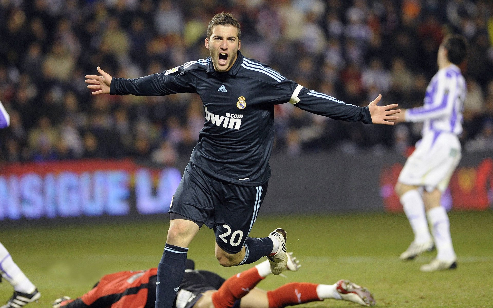 冰与火之歌!吉林虎啸山城力斩山西,马克西德甲争冠夜化身大场面先生