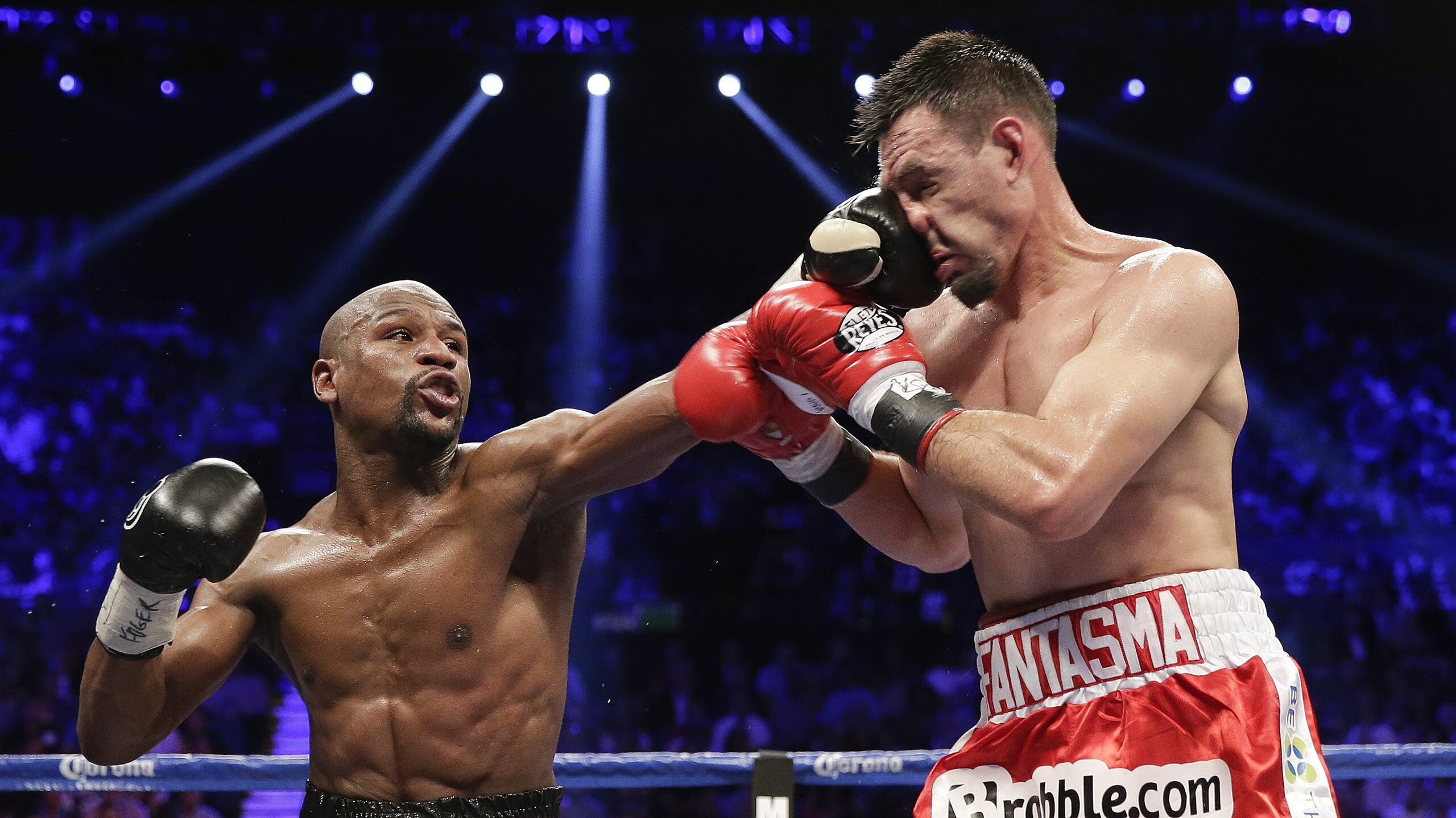 硬仗中的王者！霍勒迪狂飙30+率鹈鹕力克凯尔特人，他用实力撕碎所有质疑